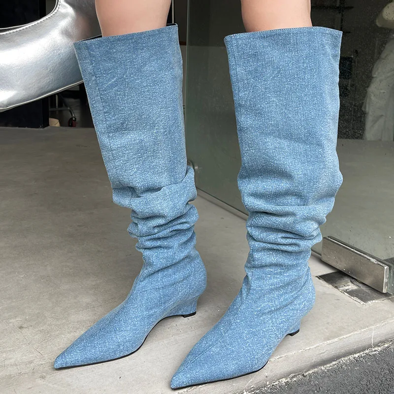 Nowa moda Spiczaste palce Kobiety Długie botki Kobiety Kliny Buty Obuwie Slip On Ladies Knee High Denim Boots With Wedges Shoes