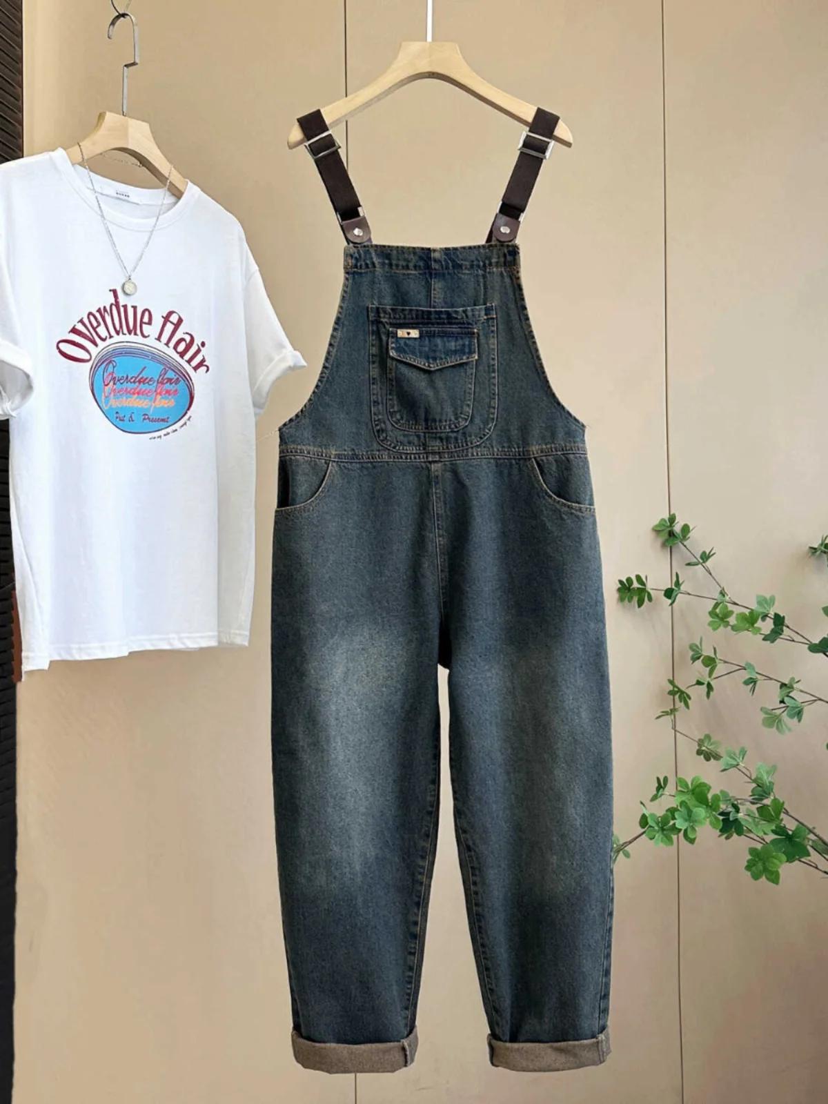 Salopette di jeans retrò Hong Kong Sle Estate da donna Nuova versione coreana Pantaloni interi da lavoro giovanili dimagranti larghi