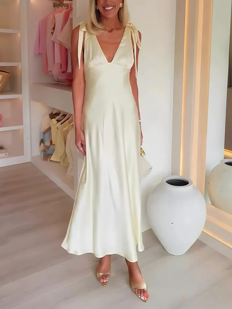 ชุดเดรสซาตินสำหรับงานปาร์ตี้ผู้หญิง KONDALA สไตล์เซ็กซี่เก๋ไก๋ สายเดี่ยวผูกโบว์ ทรงตรงยาว แฟชั่น 2025 ชุดราตรีออกงานกลางคืนสุดหรู