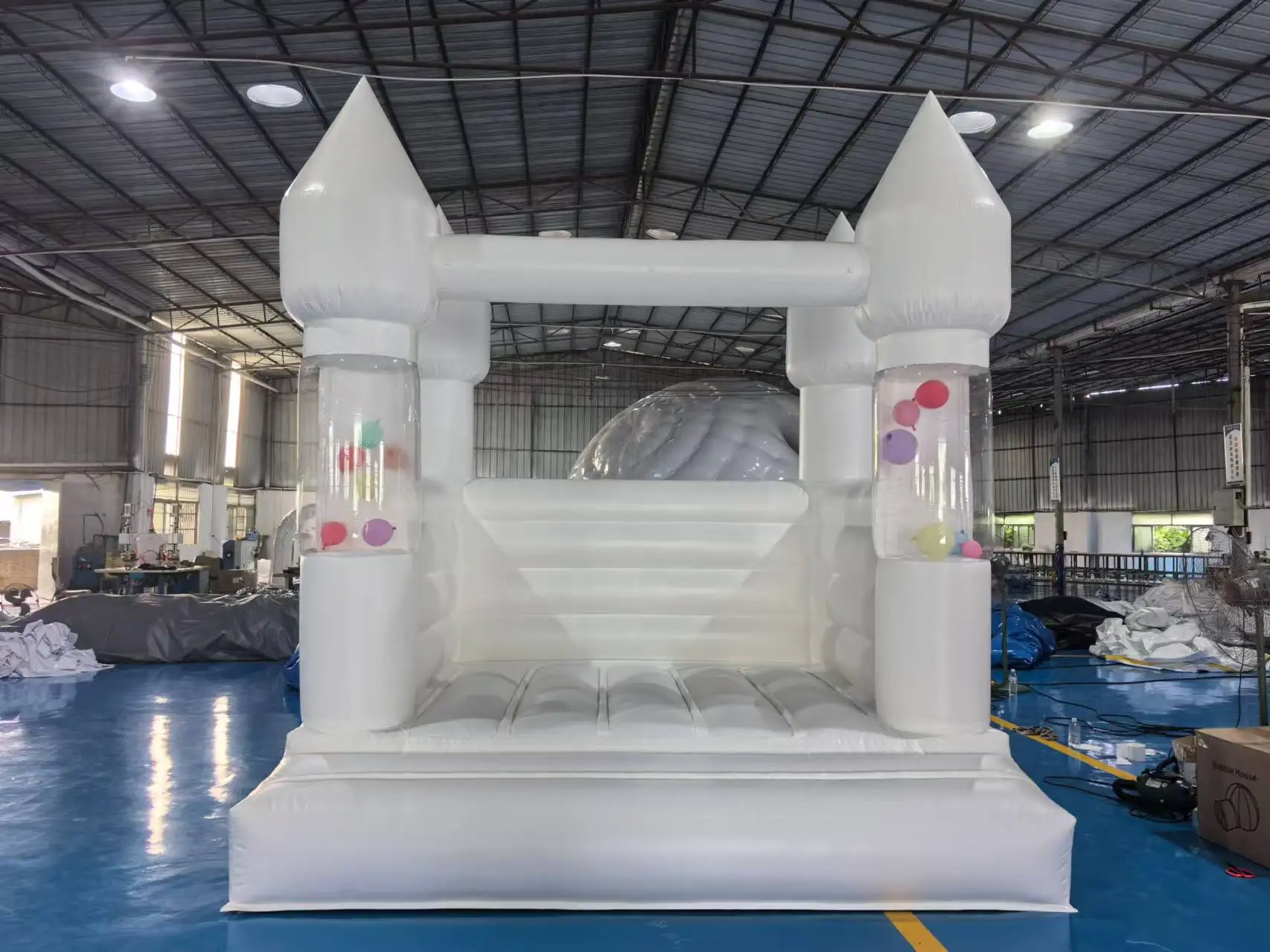 

White Wedding Blloon Bounce House Bouncy Castle Inflatable Moon Jumping Castle Easy Setup