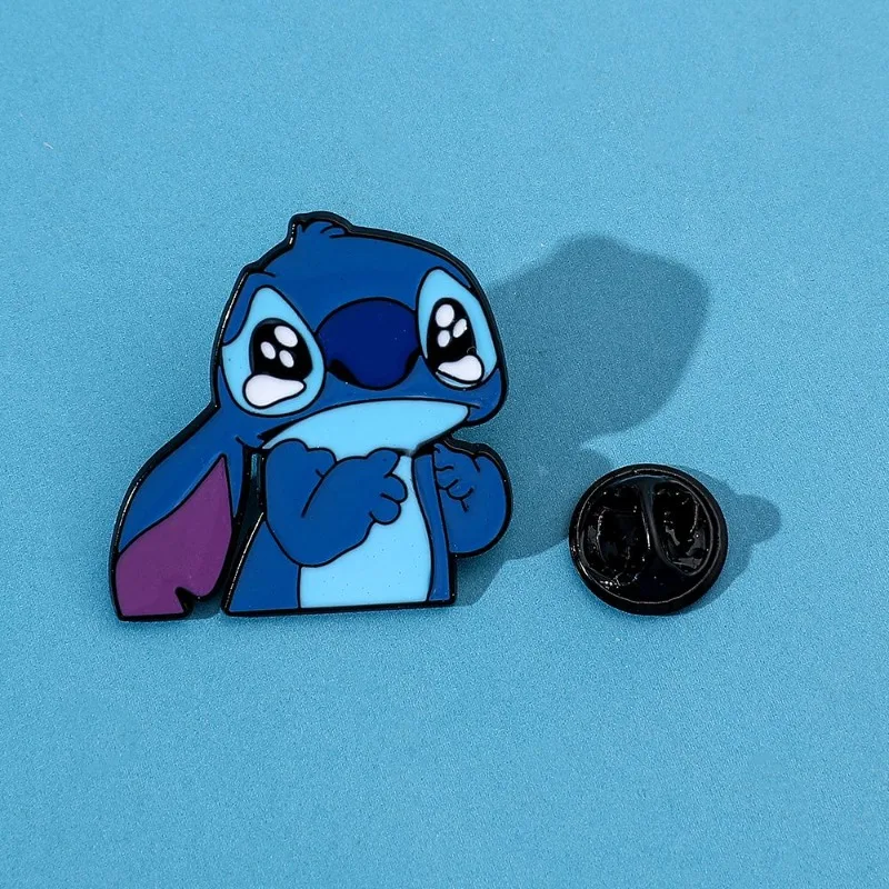 Creative Cartoon Cute Disney Stitch Men's and Women's Mini Portable Fashion Simple Metal Badge Brooch Jewelry Anime Peripheral