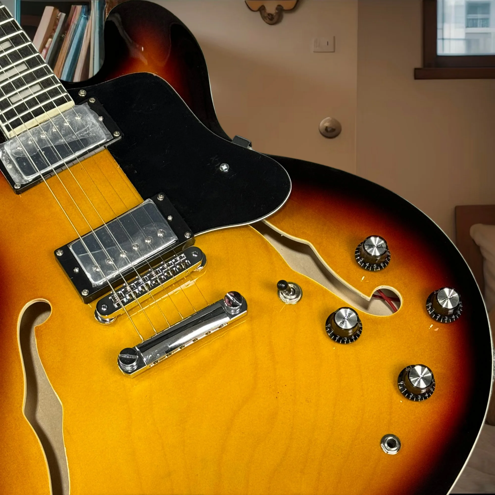

Электрогитара Good Yellow Brown ES-335 с полуакустическим дизайном, грифом из палисандра, корпусом из клёна, классическая, прочная, 22 лада, бесплатная доставка