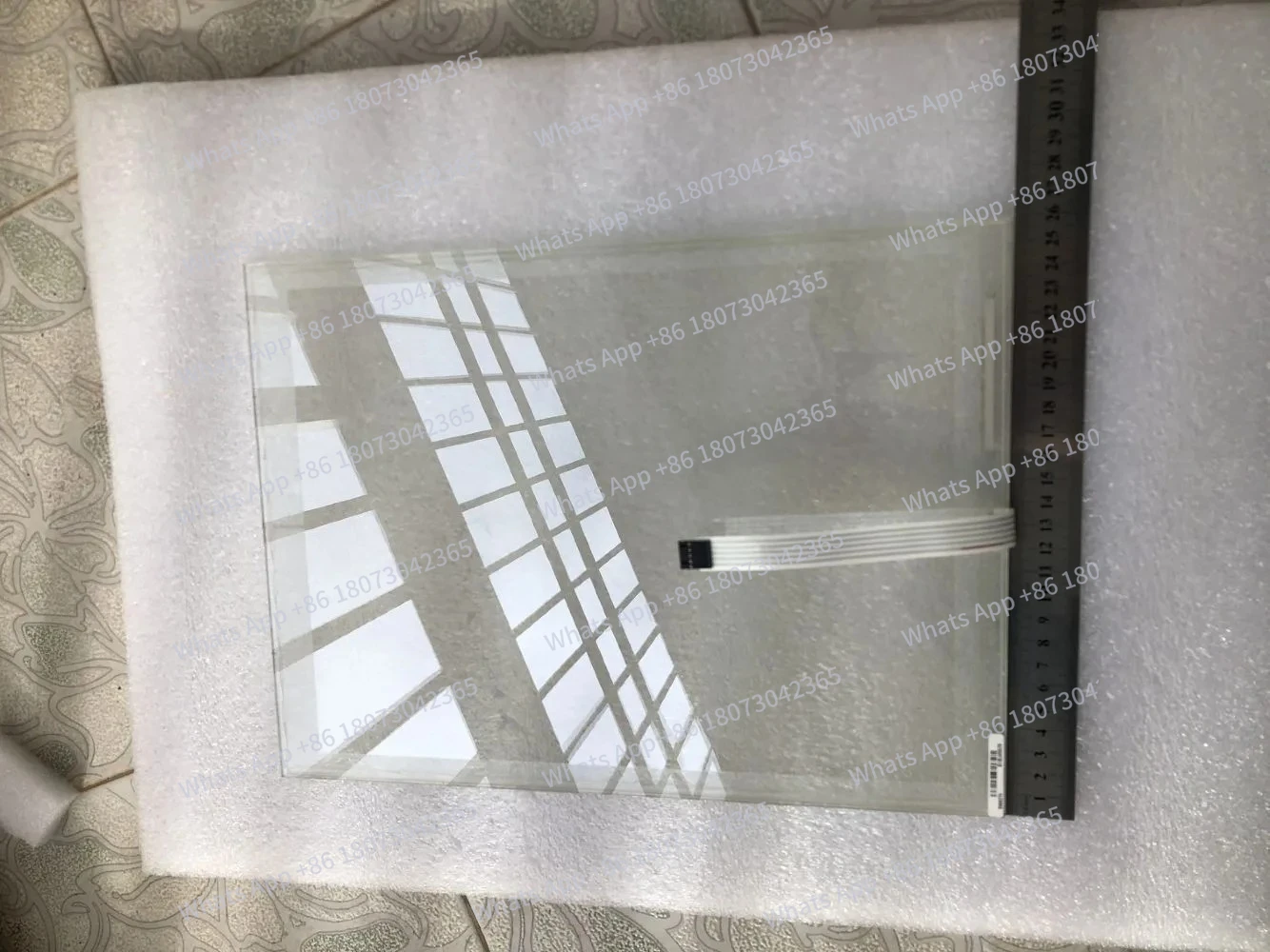 

Сенсорный экран MP-1501-W5R-J-1.8