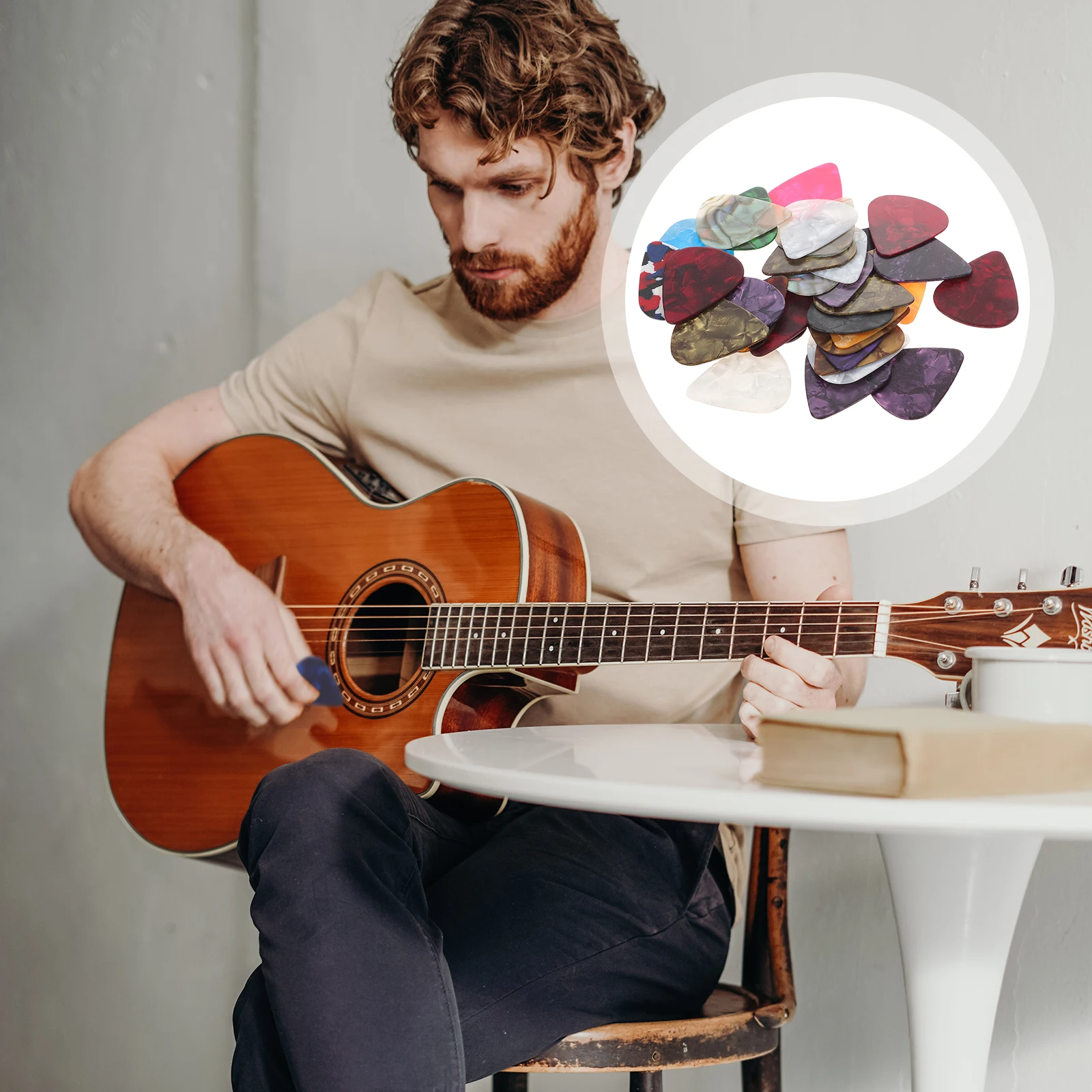 

32pcs Guitar Picks Acoustic Bass Plectrum for Beginners Accessories Electric Ukulele Folk Practice Replacements