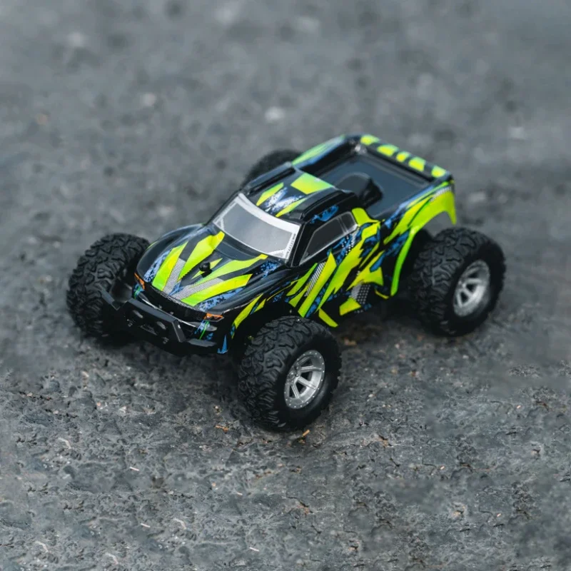 

2.4G 1/32 Mini Remote Control Car 20km/h High Speed Drift RC Car Dual Speed Off Road Travel Remote Control Racing Model Toy