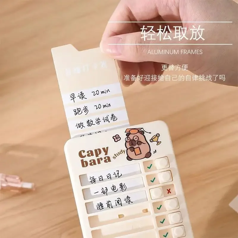 2025 لوحة قائمة مرجعية لرسوم الأعمال للأطفال من كابيبارا مع بطاقات قابلة للفصل للقيام بقائمة للتخطيط الروتيني واللوازم المكتبية المدرسية