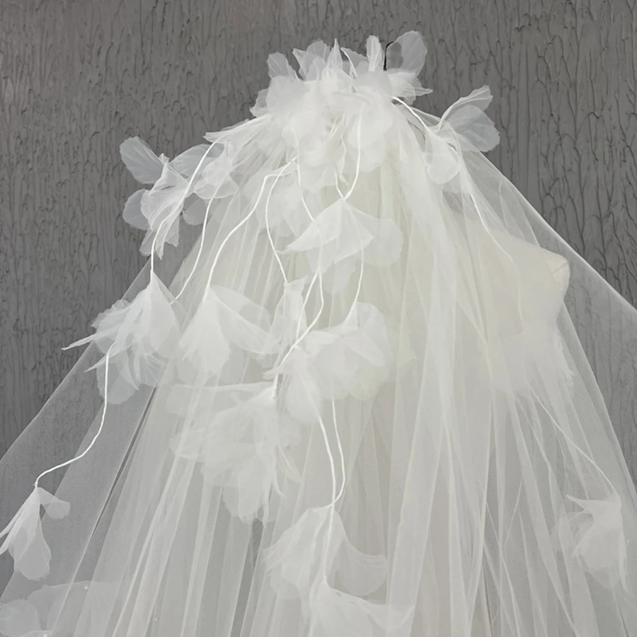 New Arrival Ivory Short Bridal veils with Metal Comb 3D Flowers Two Layers voile de mariée Bride wedding accessories