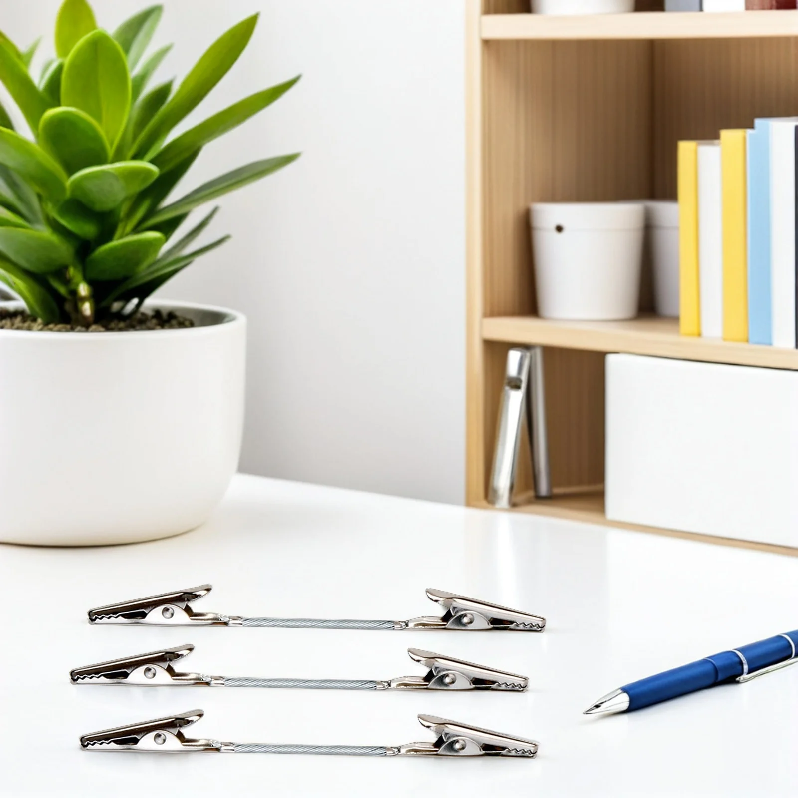 12Pcs Dual Head Alligator Clips Heavy Duty Metal Note Clamps for Fixing Photos Papers Postcards DIY Project Supplies