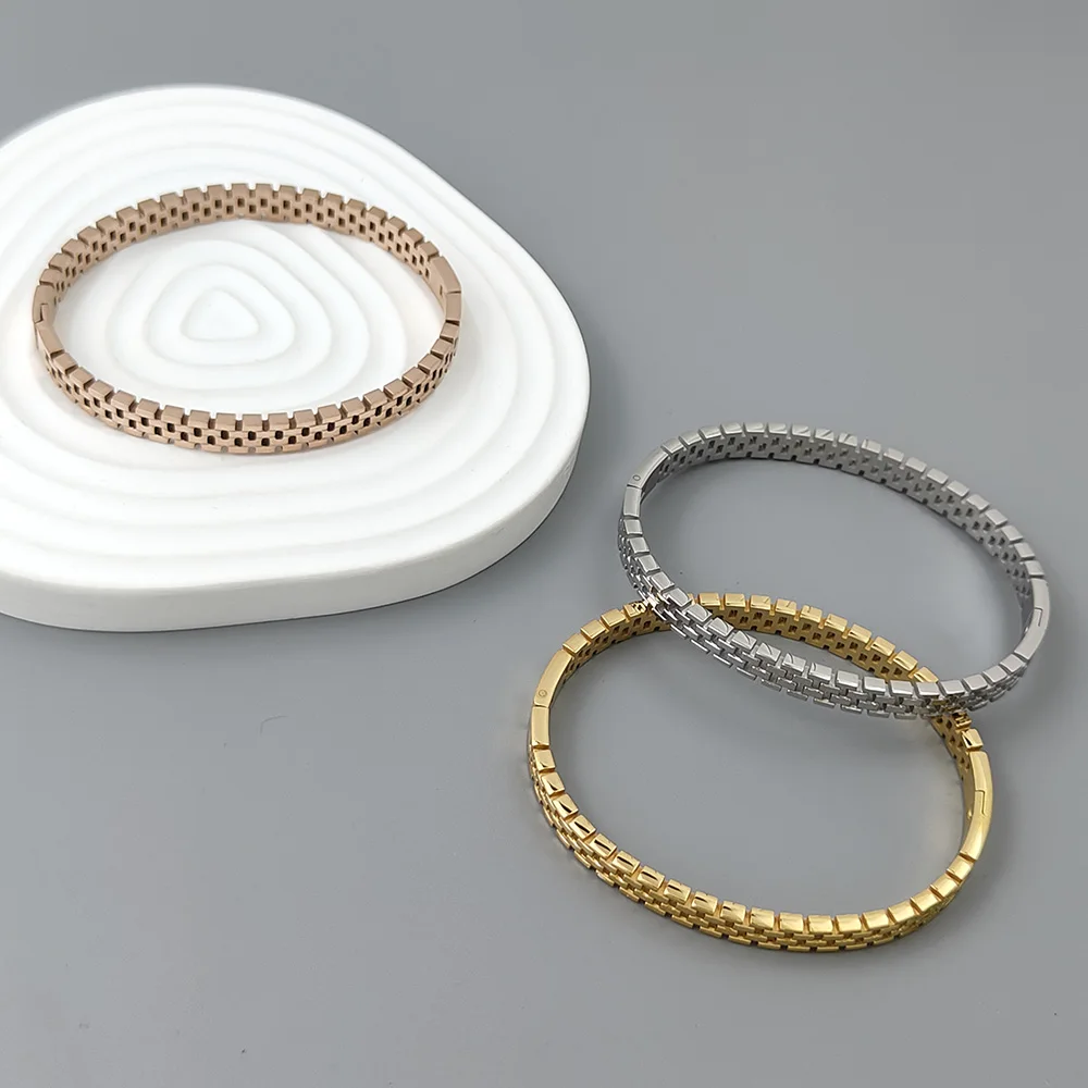 New stainless steel Great Wall pattern gold-plated bracelet, classic O-shaped silver bracelet for women, wedding party jewelry