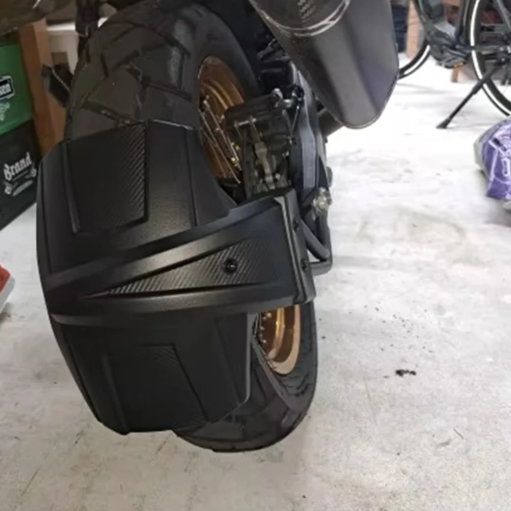スズキGSX8S用リアマッドガード 黒 ABS+アルミ