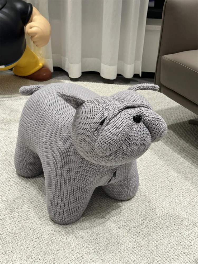 Knitted sanddog shoe changing stool for home use, creative animal seating at the doorstep, living room