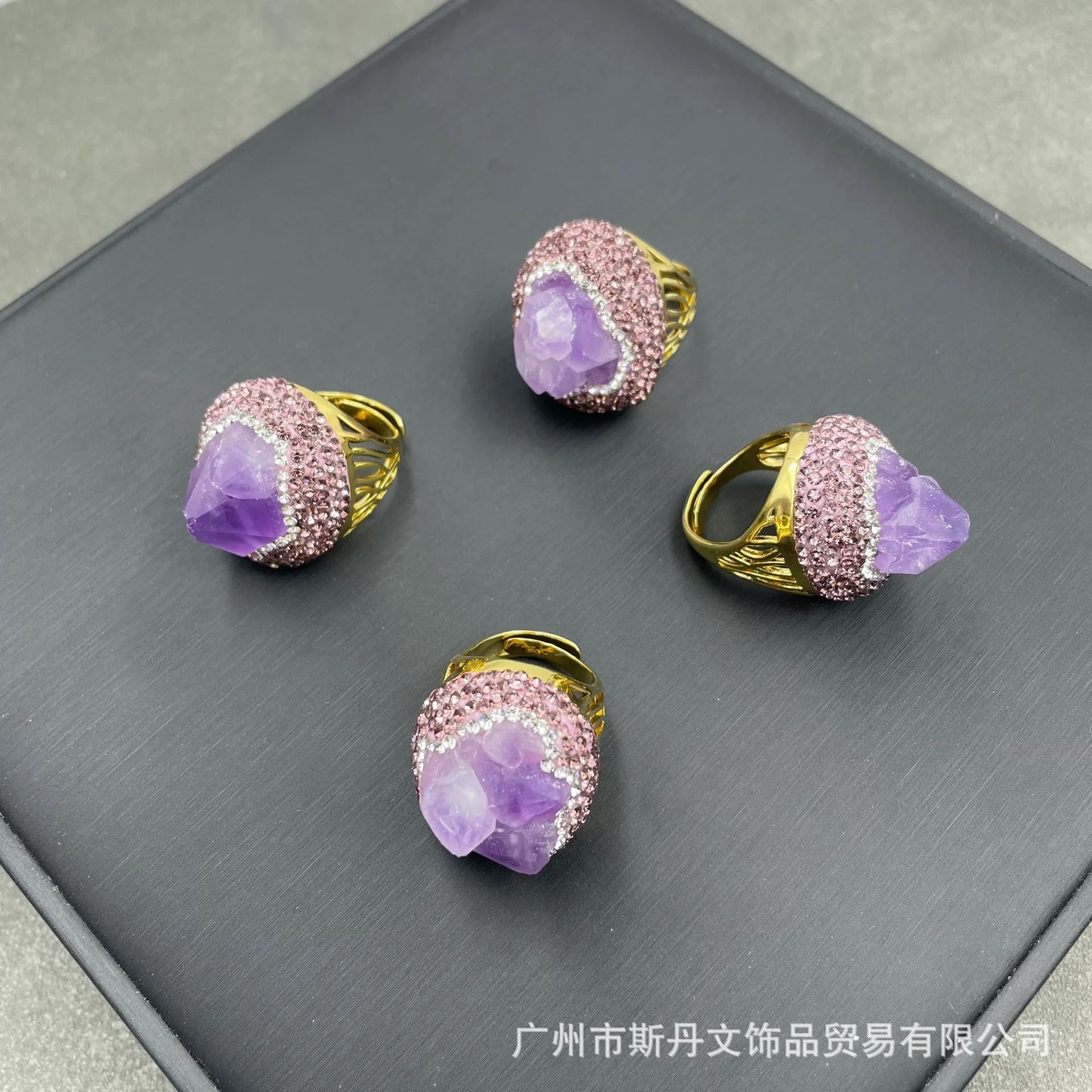 

New natural amethyst, European and American personalized fashion gemstone ring, hand-set crystal color retention ring
