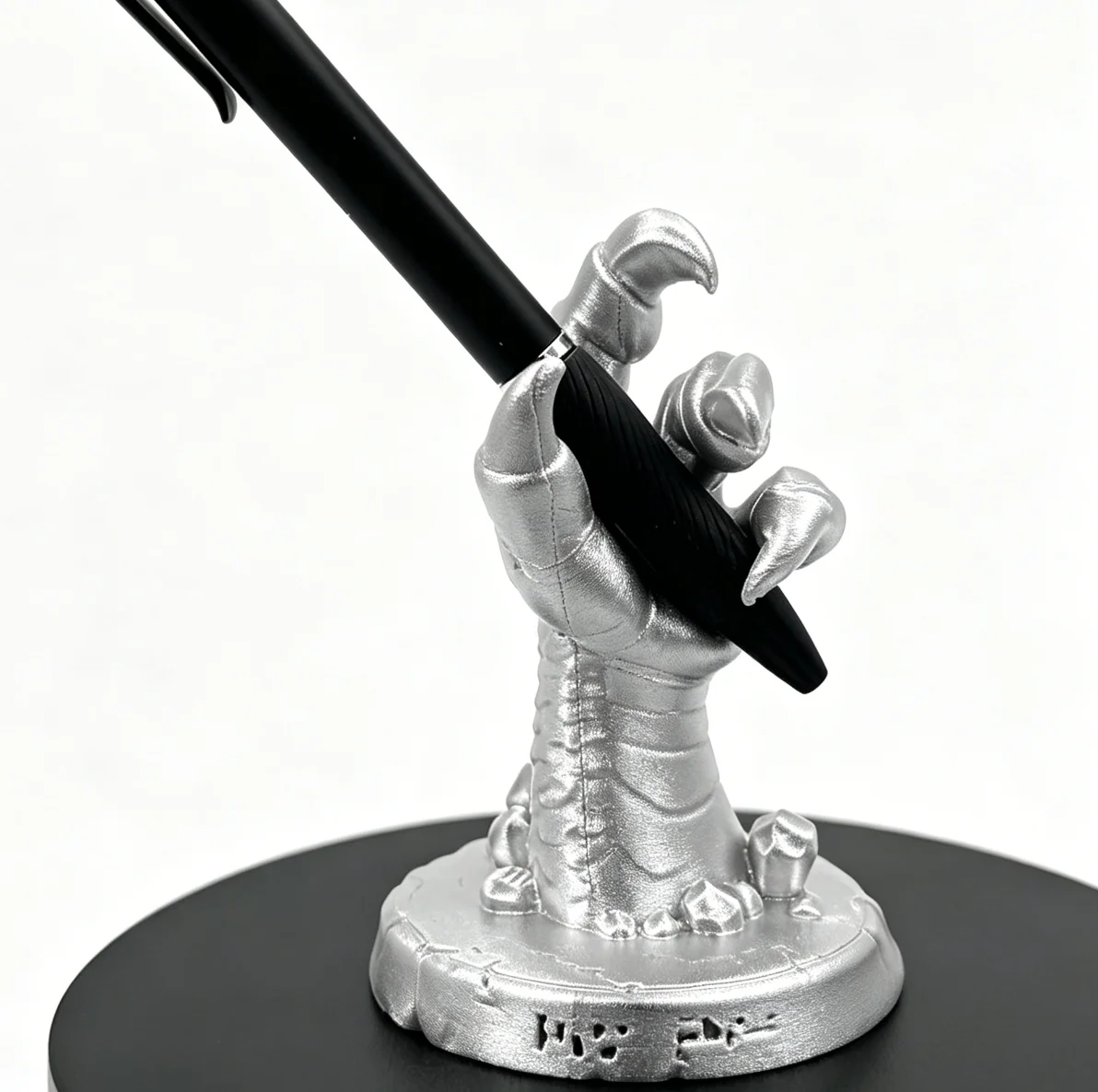 3D Printing Monster Claw Pen Holder Gothic Wind Dragon Claw Pen Holder Creative Game Party Desktop Storage Cool Office Ornaments