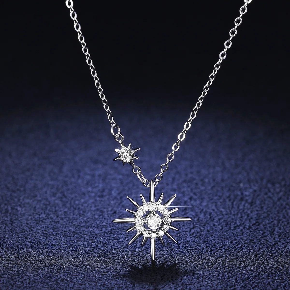 Fine PT950 pendant moissanite star and moon necklace ladies six-pointed star platinum pendant clavicle chain for girlfriend gift