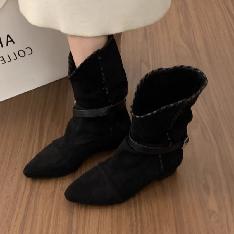 

Designer New Women Ankle Boots Suede Flats Pointed Toe Shoes Brand Snow Boots Casual Winter 2025 Fashion Shoes Woman Sneakers