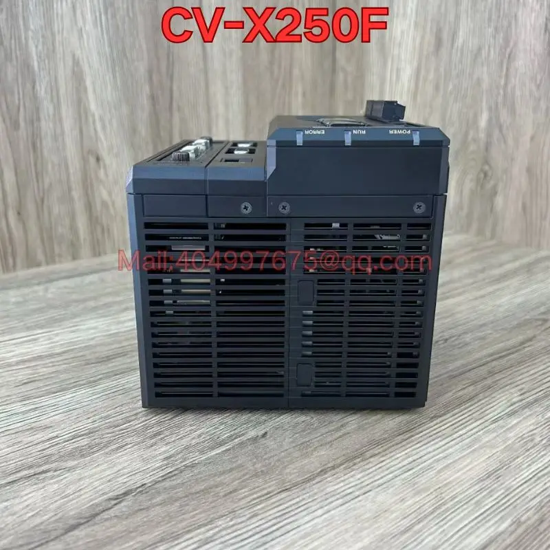 

Бывший в употреблении тест функции контроллера видения CV-X250F нормально. Новейшие цены на 2026 год.