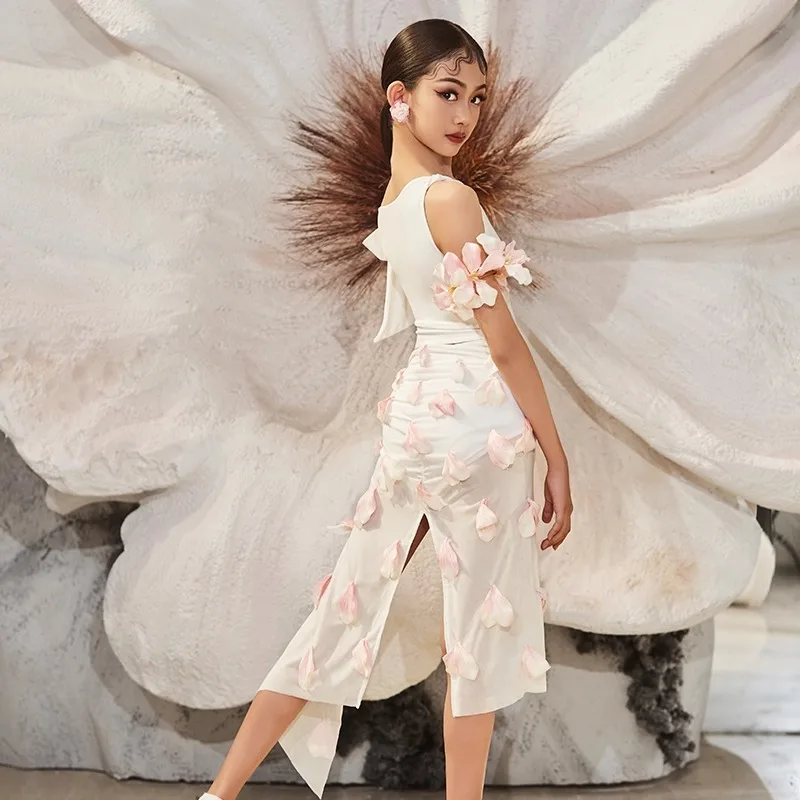 

Customized Latin Dance Dress Competition Suit Flower Pure White French Elegant and Fresh Adult Performance Wear for Girls
