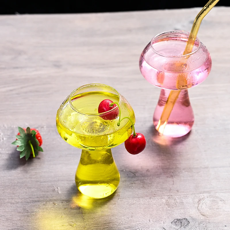 250ml Creative Mushroom Shape Coffee Glasses Clear Drinks Cups Wine Glasses for Party Novelty Drinking Glassware KTV Bar Club