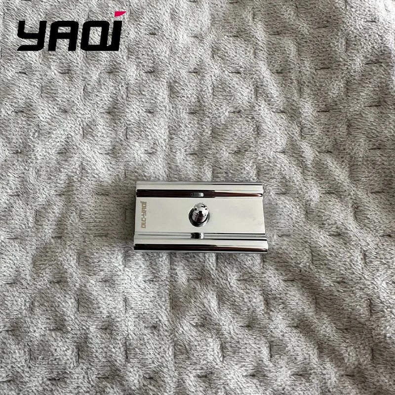 

Yaqi Chrome Color 1.25mm Blade Gap Mercury Men Safety Razor Head And 24.5mm Width Zinc Alloy Razor Head For Male