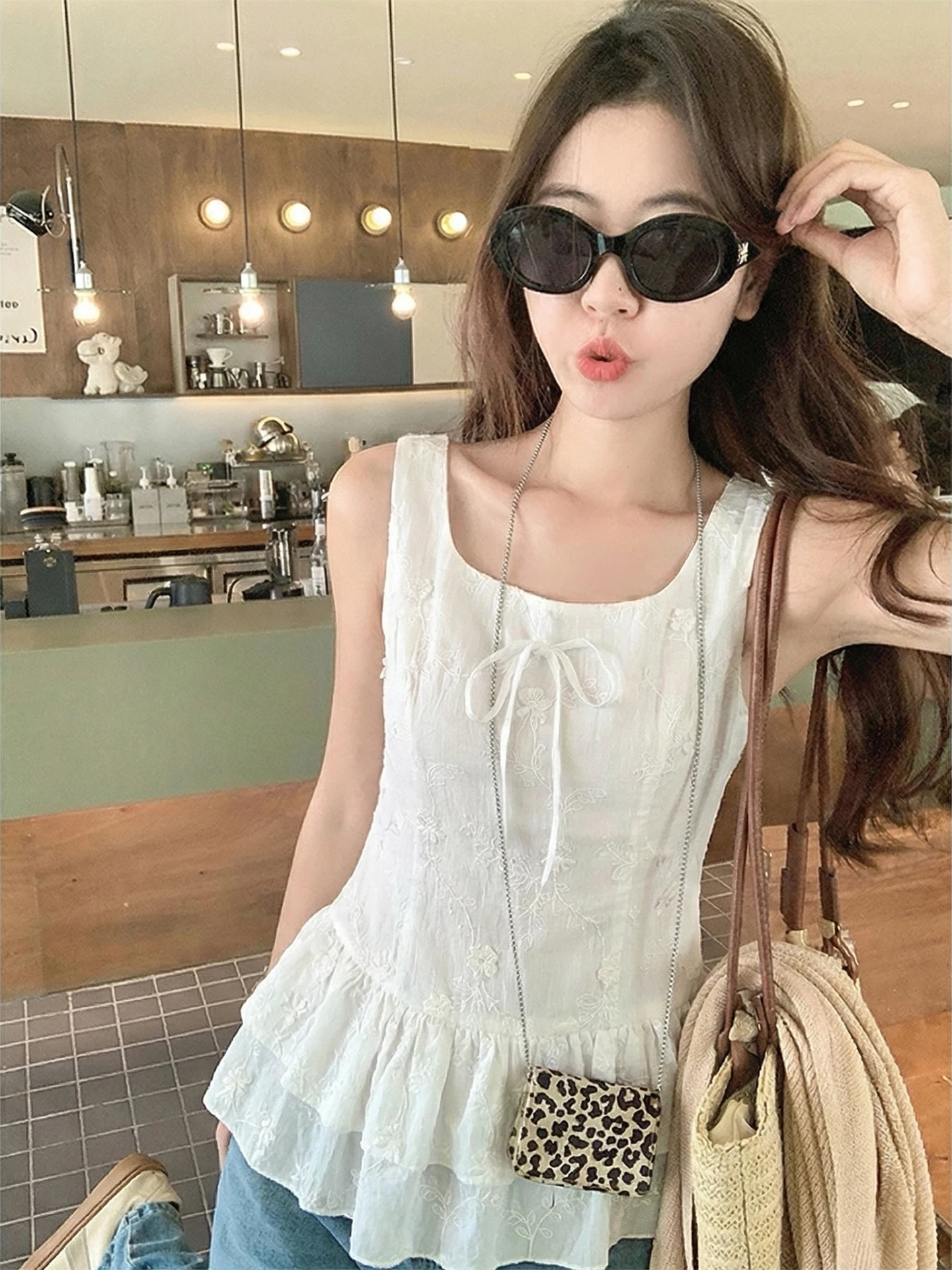 

Женский летний жилет Zeng Xiao Salted Knot Apricot: стильный дизайн, эффектный верх, внутренний слой для комфорта