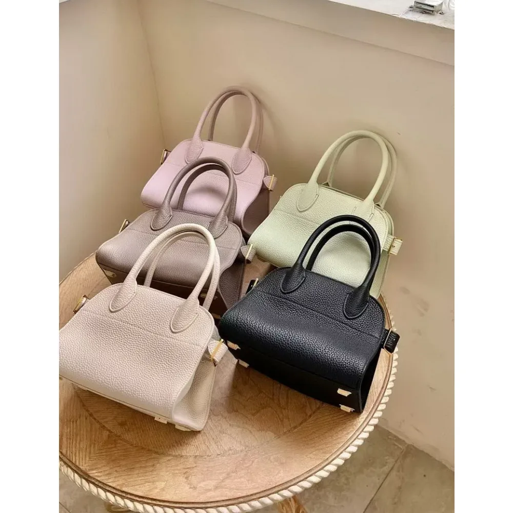 

New 2026 Summer Retro Shoulder Large Capacity Portable Lychee Pattern Commuter Leather Versatile Tote Bag Unique Texture NO LOGO