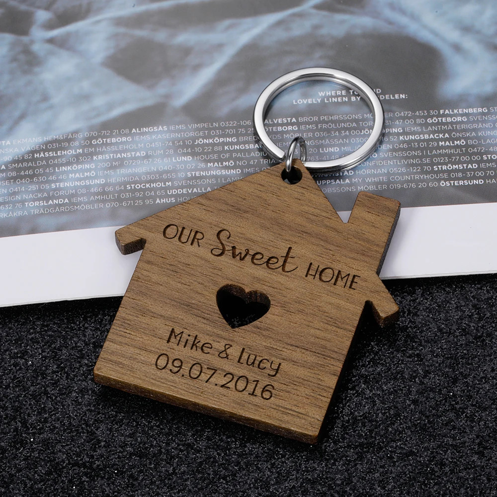 Sweet Home Keychain Personalized Wooden Keychians Customized Keyring Names Engraved for Boyfriend Couple Loves Anniversary Gifts