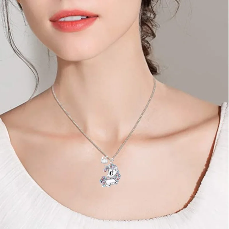 Exquisite Creative Color Zircon Unicorn Love Necklace Lovely Animal Unicorn Jewelry Pendant Necklace for Women Anniversary Gift