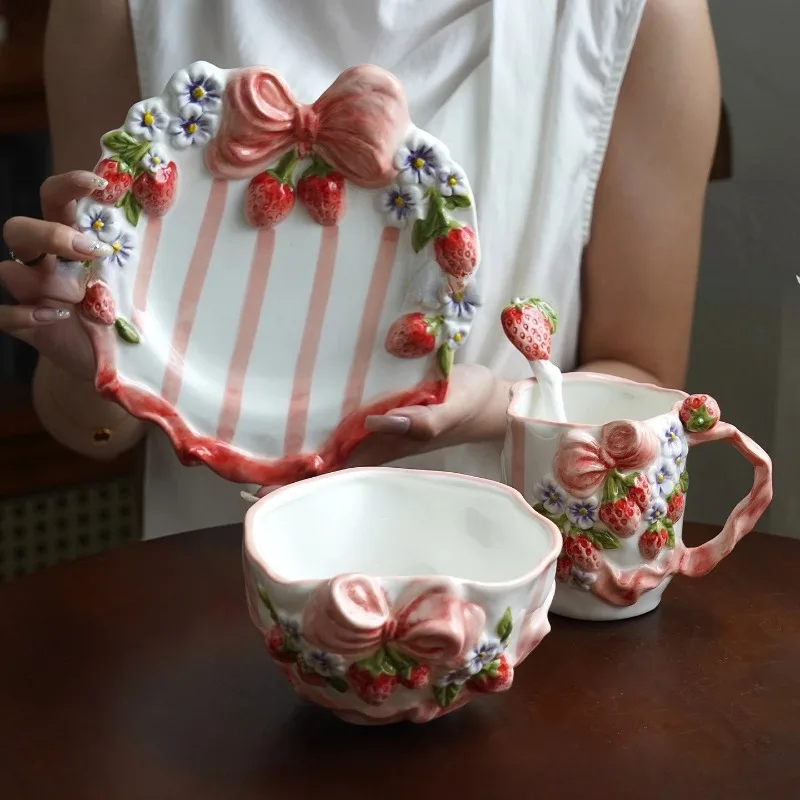 Romantic-style Girl's Heart-shaped Tableware Set, Creative Berry Flower Bowl,plates, Spoons, Mug, Afternoon Tea Cup ,Home Use