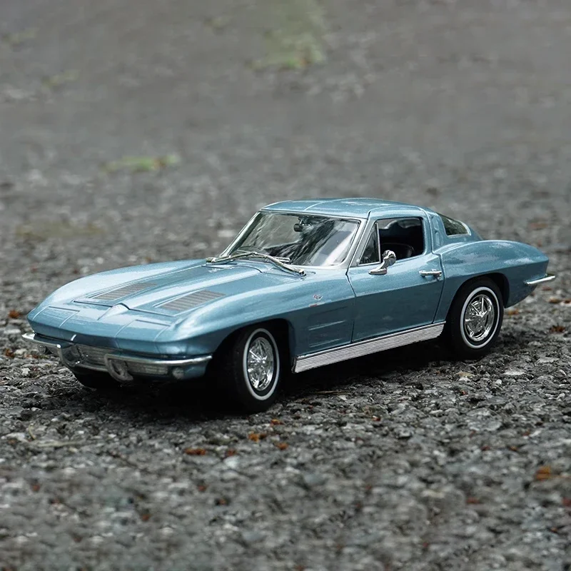 

WELLY 1:24 Chevrolet Corvette 1963 сплав автомобиля Diecasts & Toy автомобилей модель автомобиля миниатюрные Весы Модель автомобиля игрушки подарок для детей