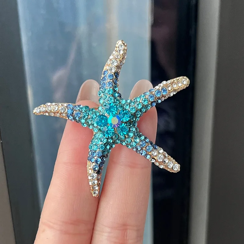 Fashion Multi-Color Rhinestone Starfish Brooches for Women Men Clothing Pins Creative Star Brooch Casual Party Jewelry Boho Gift