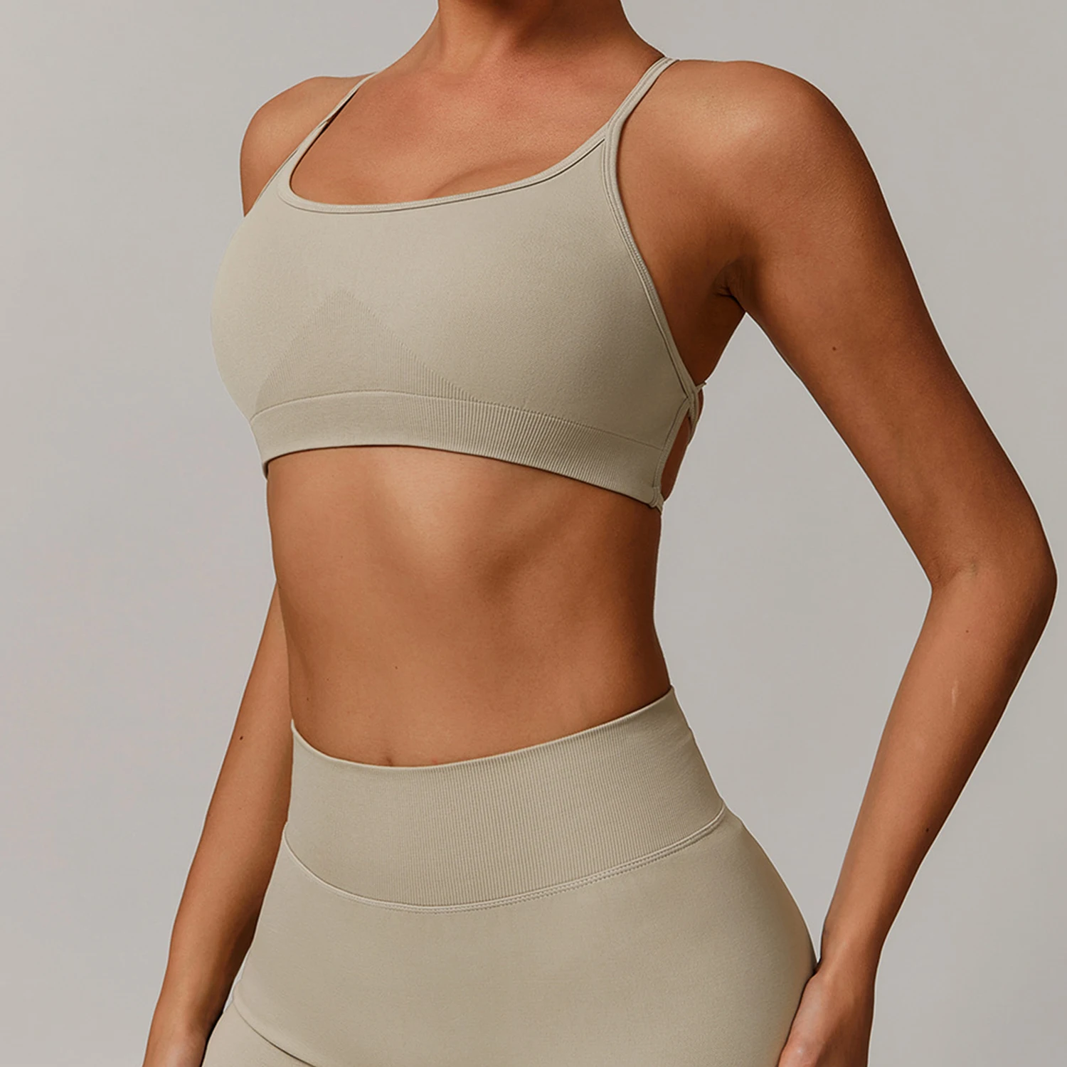 

Бесшовный ударный бюстгальтер, женский спортивный бюстгальтер с перекрестной спинкой, пуш-ап, топ для йоги, фитнес, тренажерный зал, активная одежда, нижнее белье, топ для тренировок, бег