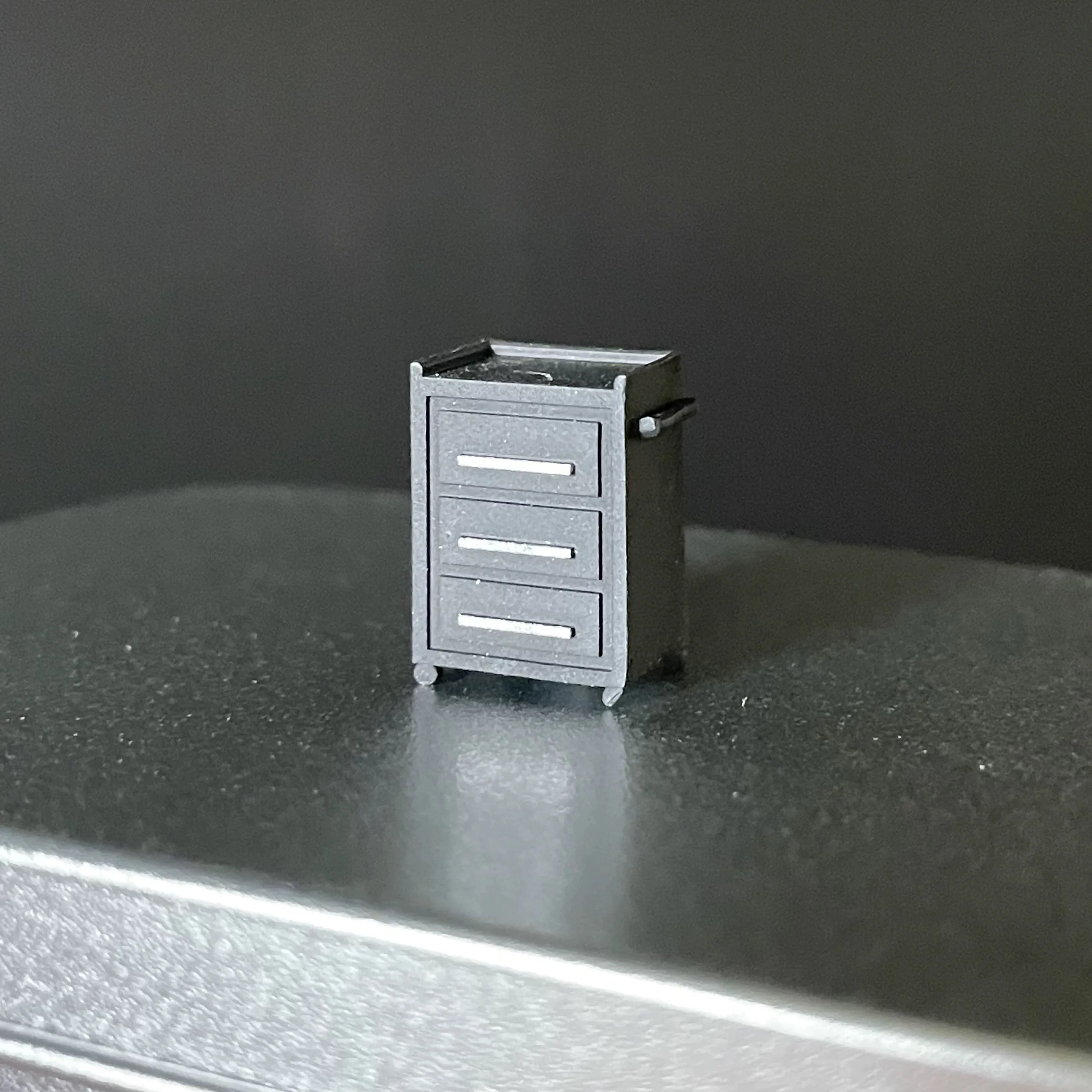 1:64 Auto Modell Garage Werkbank Set Werkzeugschrank Auto Reparatur Werkzeug Modell Szene Zubehör