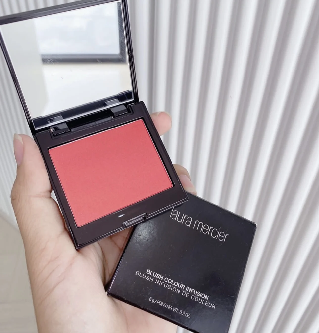 Paleta de Rubor Monocromática Mate Original de 6g, Rubor Laura Mercier, Color Infusion, Duradero, Rosa Bellini, Melocotón, Jengibre, Chai