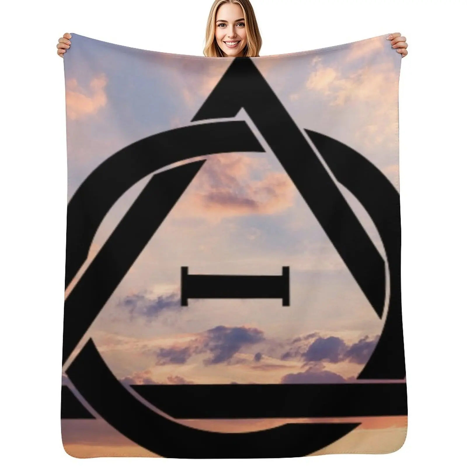Sky Therian Throw Blanket Ultra Soft Flannel Fleece Blanket for All Seasons