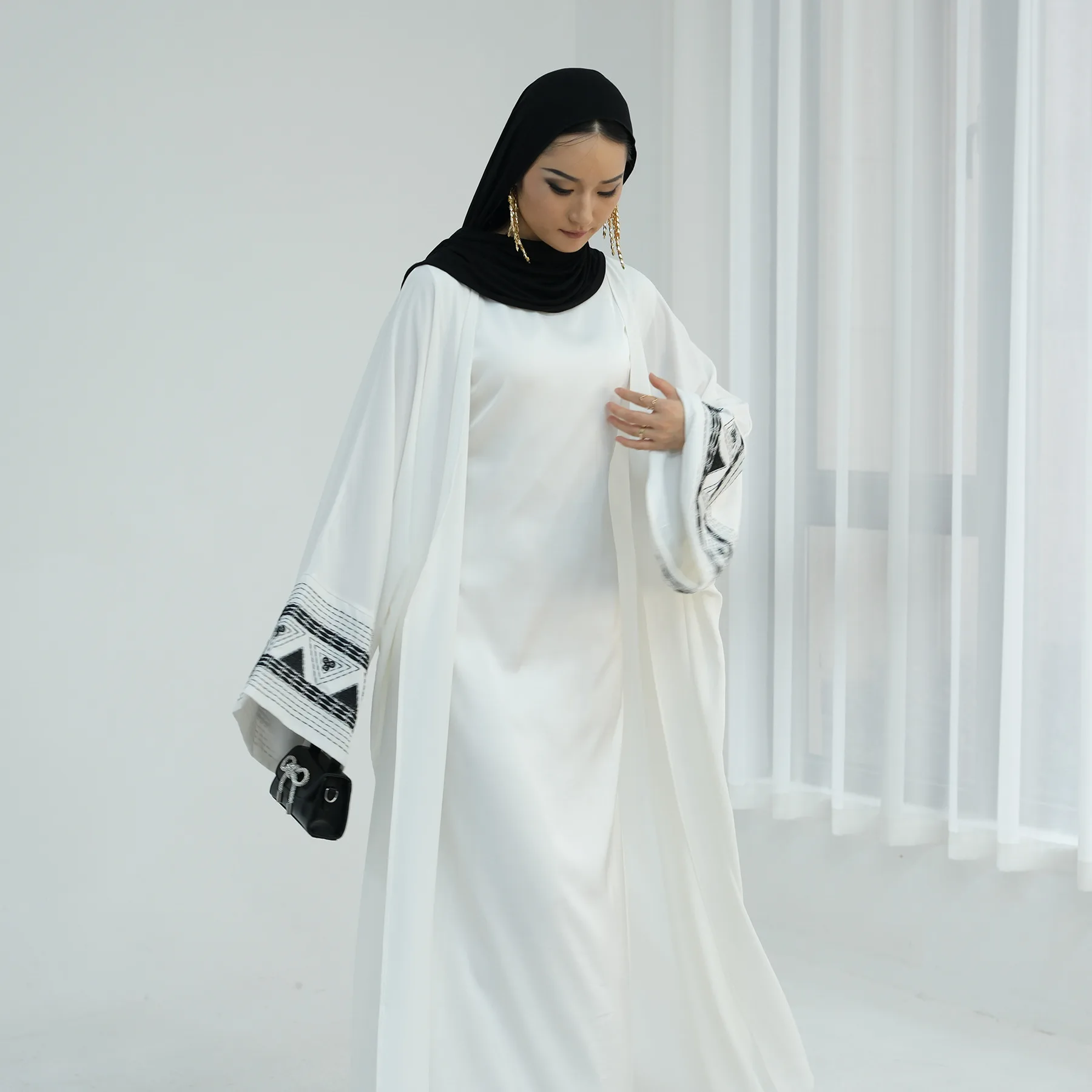 UNI Modesto Kimono bordado Dubai Abaya Medio Oriente Türkiye vestido elegante Eid Ramadán Kebaya Abayas mujeres caftán Marocain Femm
