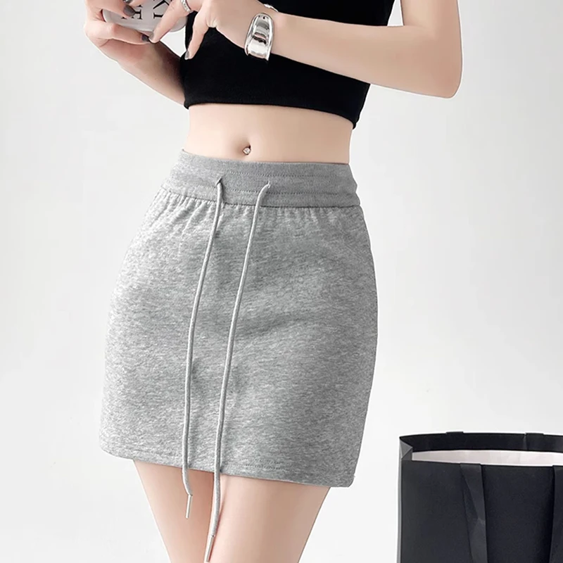 2025 الصيف الفتيات شيك عالية الخصر رقيقة التنانير النساء مريحة الترفيه فستان قصير سيدة الموضة موجزة ألف خط التنانير الرمادية #3