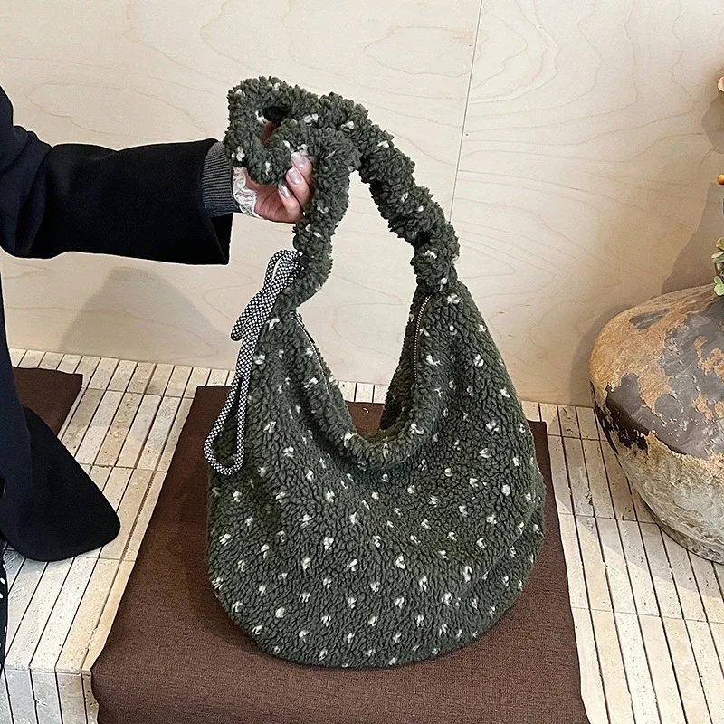 

Polka Dot Plush Shoulder Bag Large Crossbody Underarm Purse Korean Winter Faux Fur Handbag For Women Teens Cozy Christmas Gift