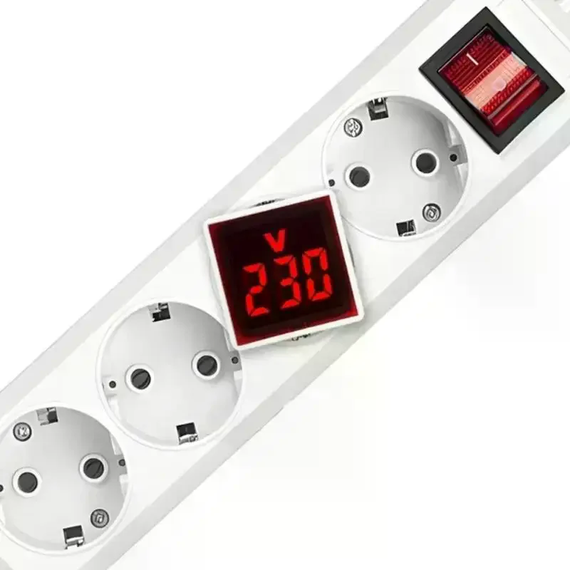 /PFU/LED Digital AC Voltmeter Indicator Square EU Plug Digital Voltmeter 50–500V Voltage Measurement Range 1PC