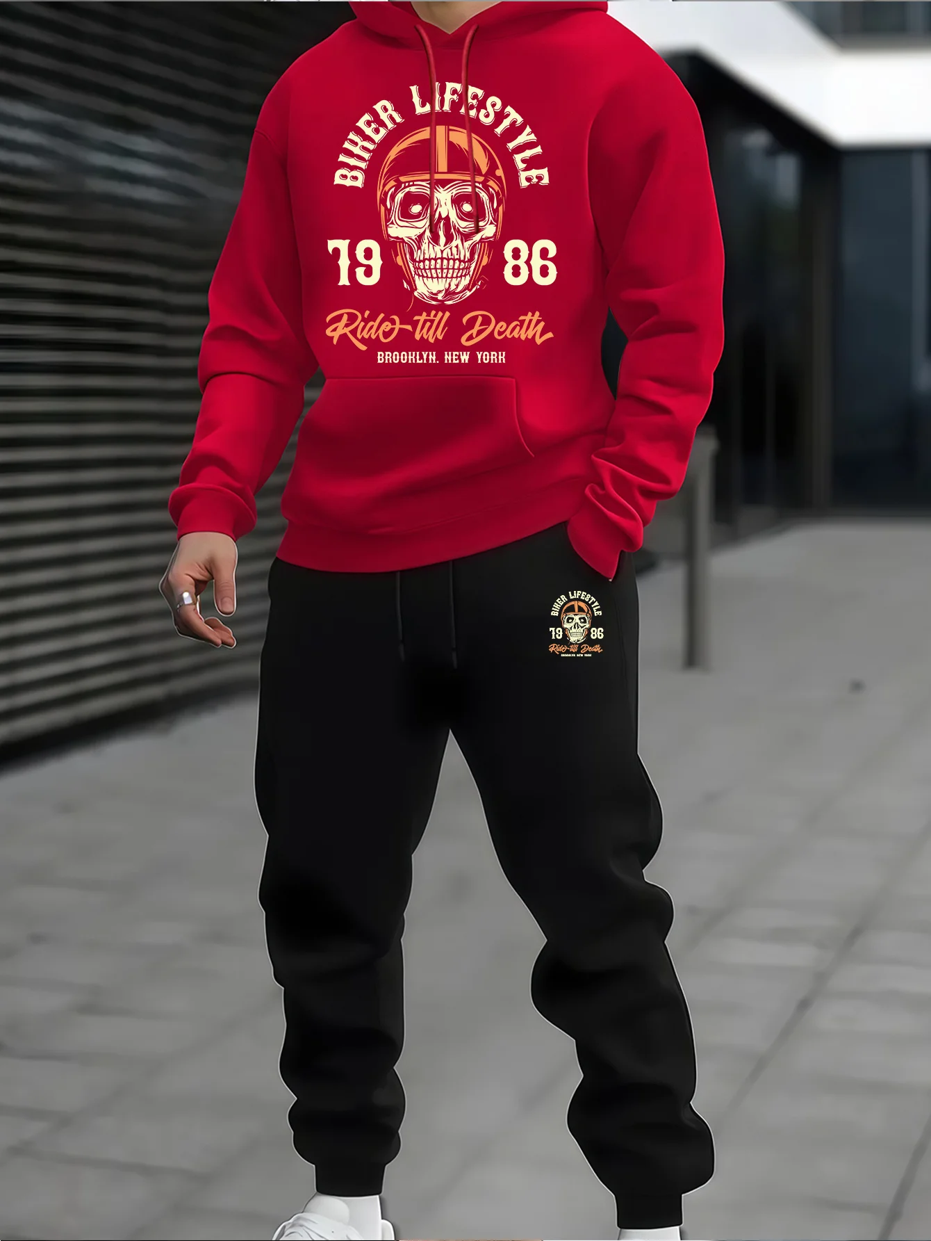 Men's fashionable casual letterprintHalloween-themed sportswear and casual bottoms suits forautumn and winter with fleecelining.