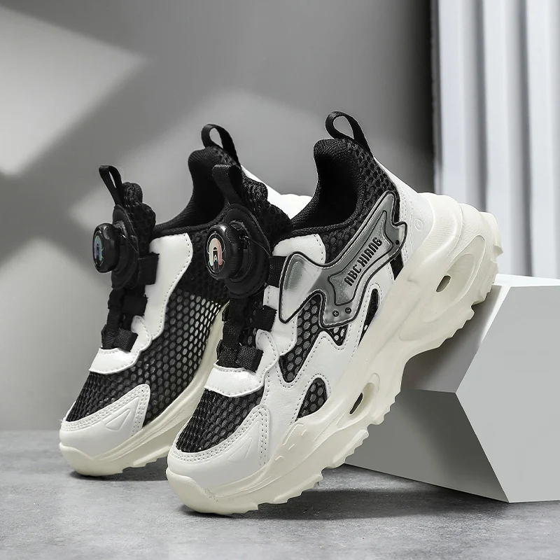 

Hot Kids Sneakers Lightweight Casual Mesh Breathable Outdoor Sneakers 2025 Trendy Running Shoes Kids Tennis Shoes
