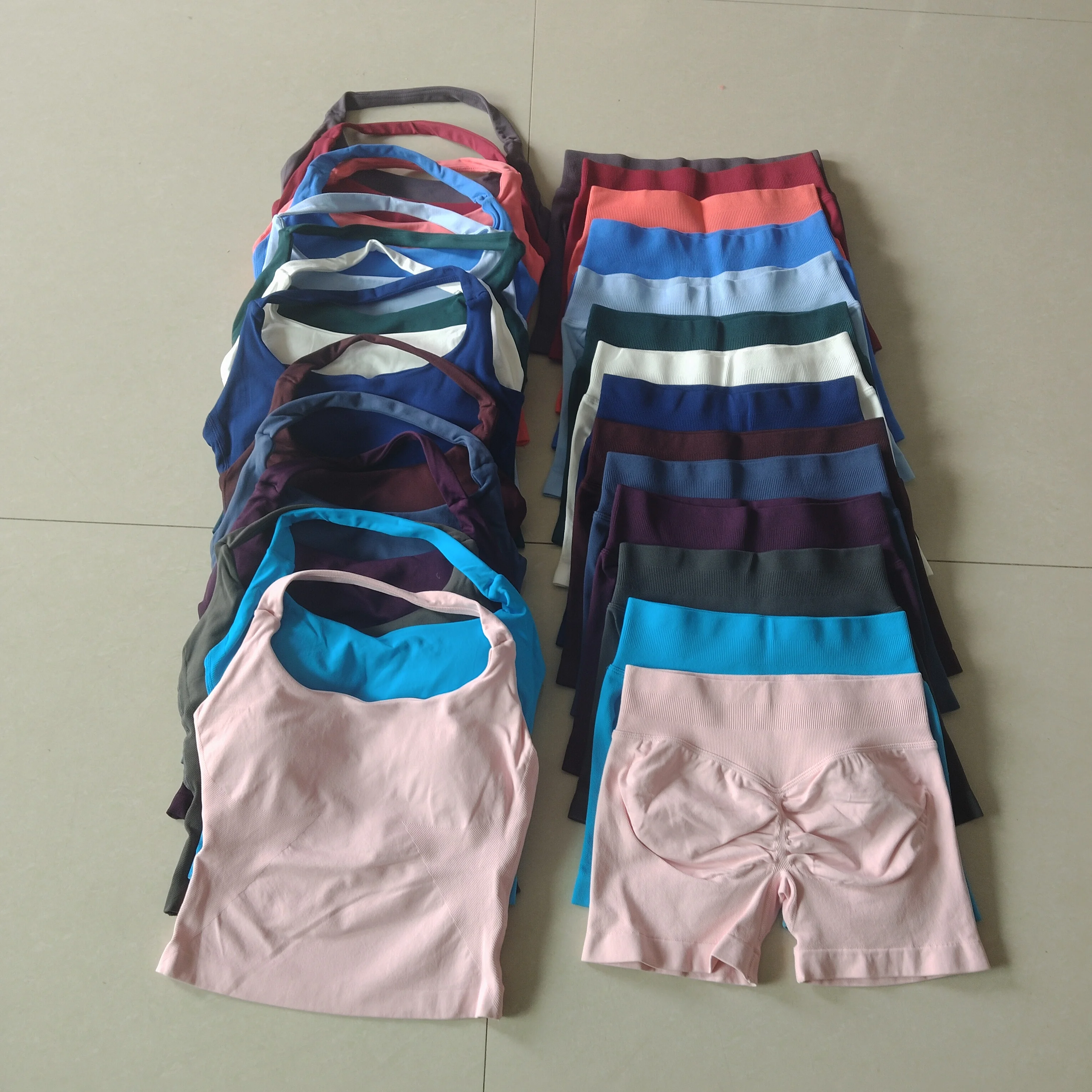 Denyf LO- 2pcs Seamless Gym Set Backless Tank Top High Waist Scrunch Shorts Fitness Activewear Workout Suit Customizable Label D