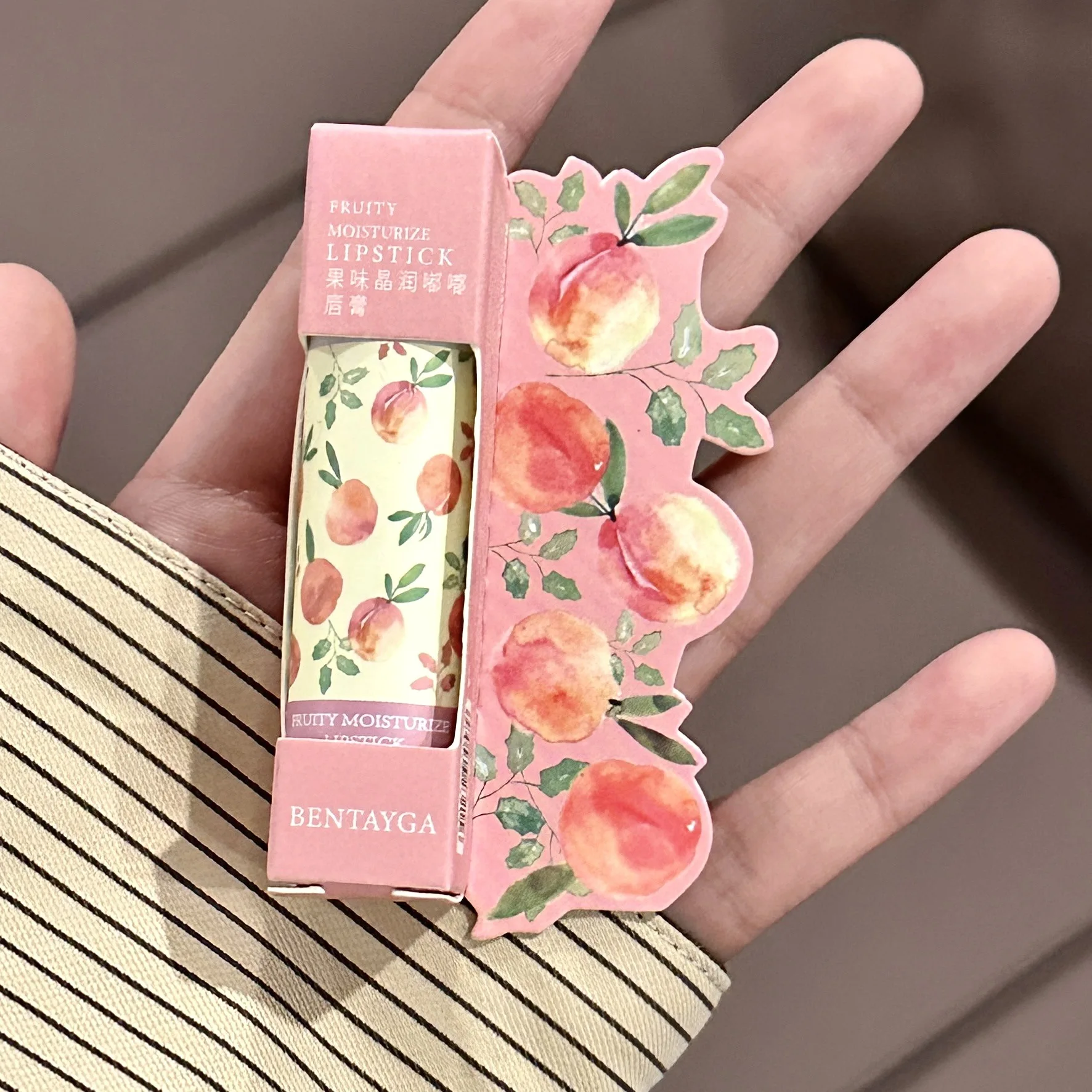 밝은 색상 저채도 립스틱 신선한 과일 향 립 케어 립 보습 모이스처라이징 자연스러운 얼굴 립 케어