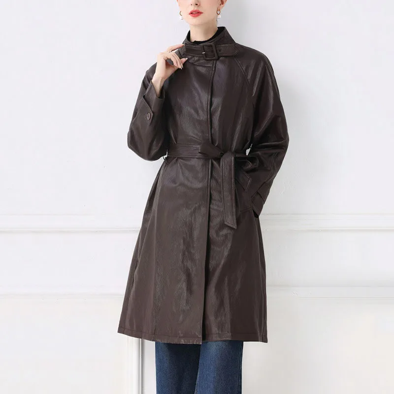 HKSH ربيع الخريف جديد المرأة سترة طويلة بولي Leather الجلود الوقوف طوق حزام جيب بلون خمر الشارع الشهير خندق معطف HK14050