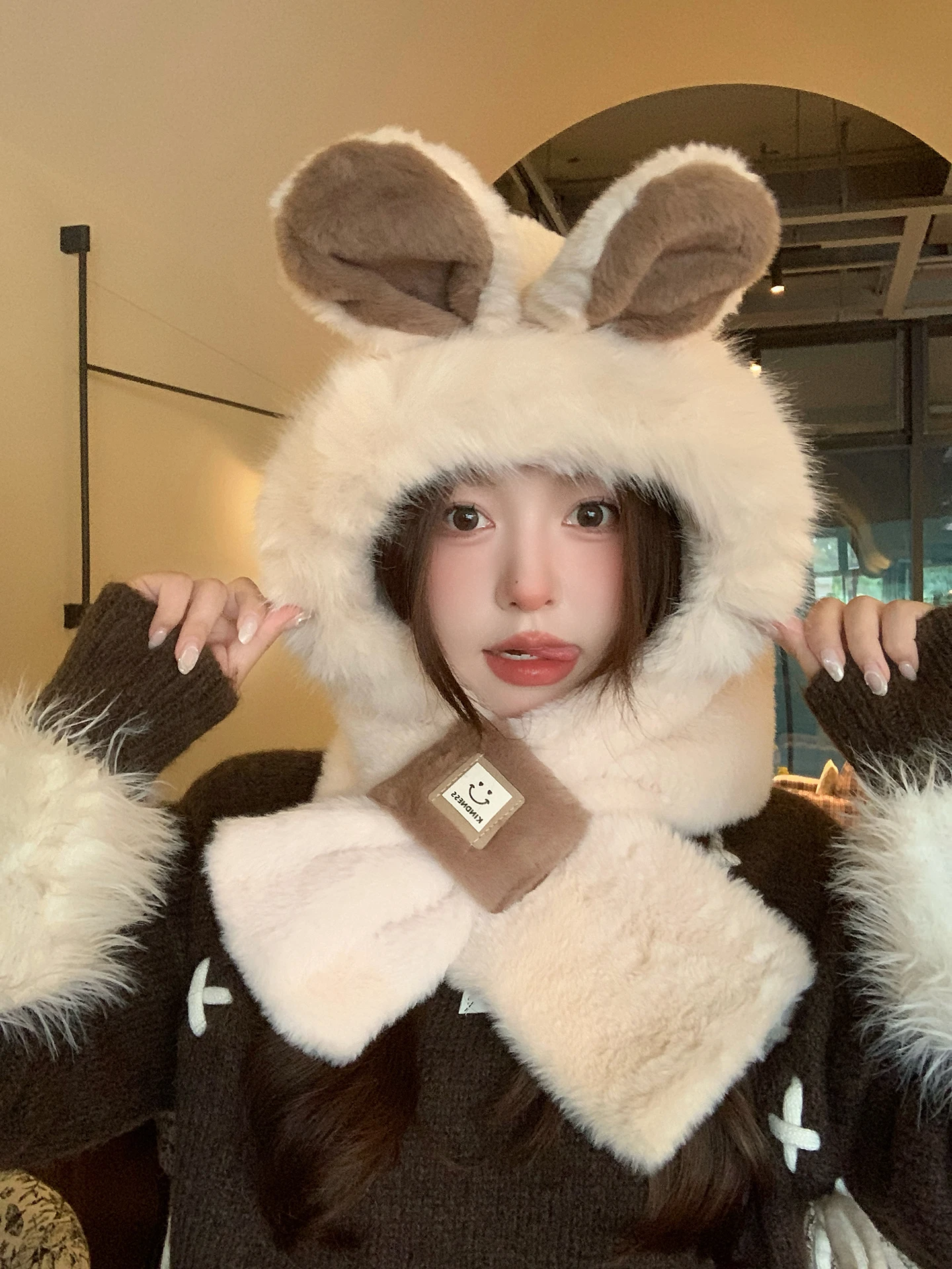 2Ni1 새로운 여성용 방풍 모자와 토끼 디자인의 따뜻한 스카프, 가을과 겨울에 적합, 목 따뜻한 모자, 깜짝 선물