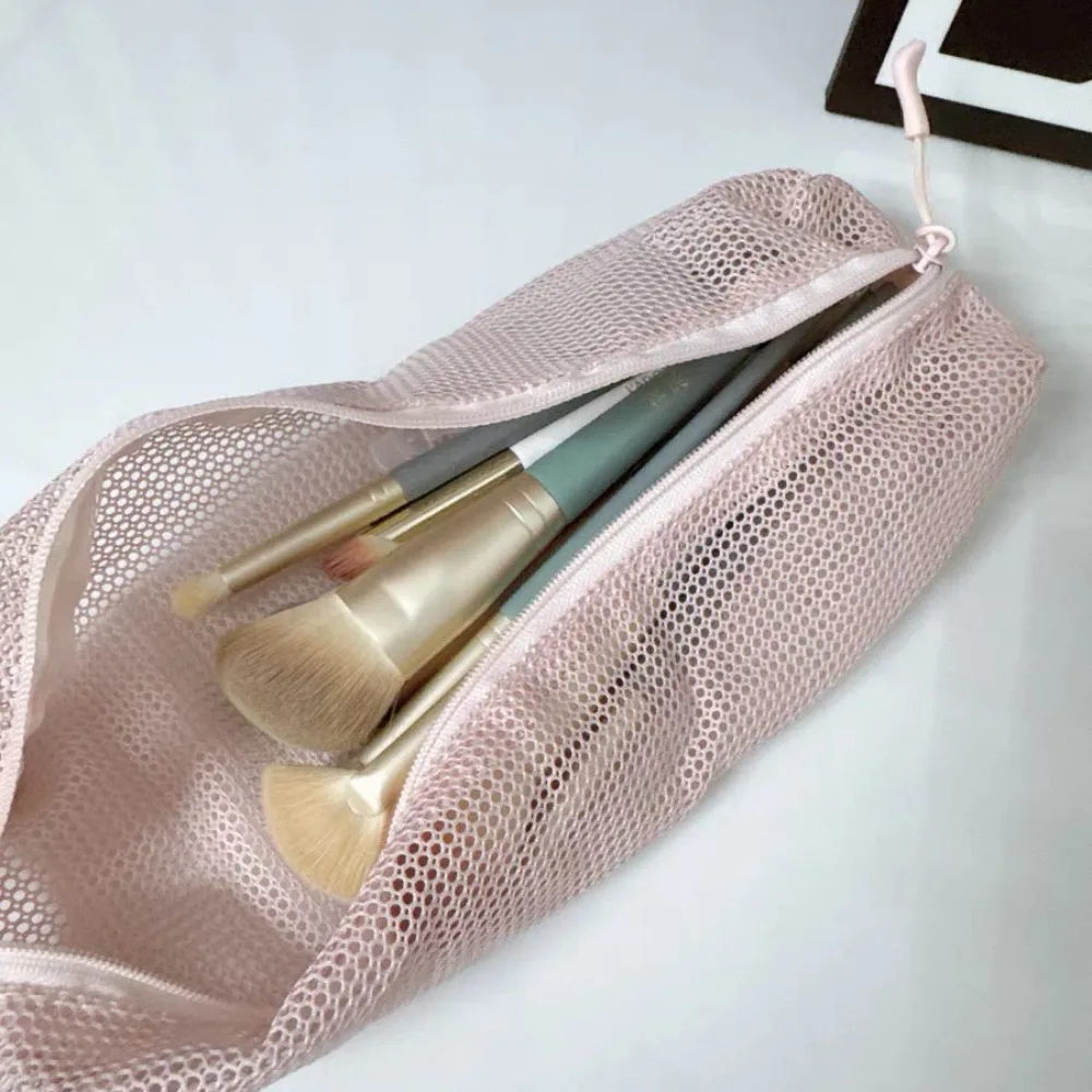 Fashion with Handy Handle Mesh Toiletry Bag Foldable Breathable Toiletry Storage Bag Quick Dry Makeup Bag Washing Handbag Travel