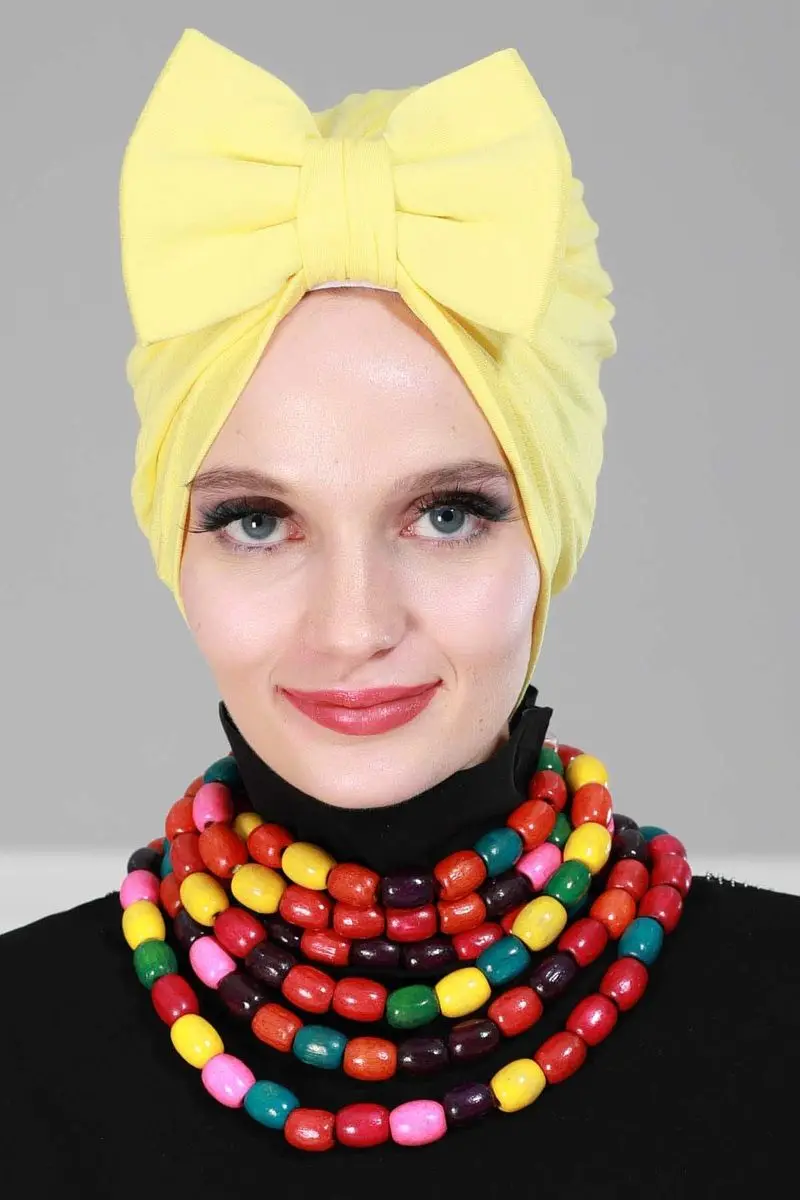 Motyl czesany kość żółty