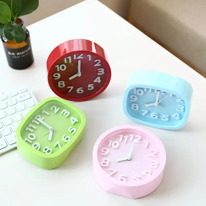 Desktop Creative Personality Student Clock Bedside Silent Quartz Clock Desktop Ornaments Alarm Electronic Clock