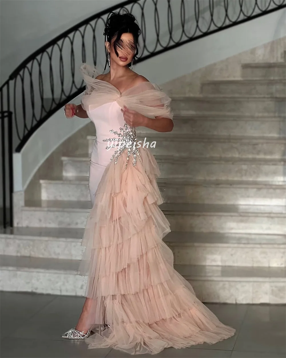 Jersey intrincado personalizado, vestidos largos plisados con diamantes de imitación, corte en A, hombros descubiertos, vestidos para ocasiones a medida, vestidos formales de alta calidad