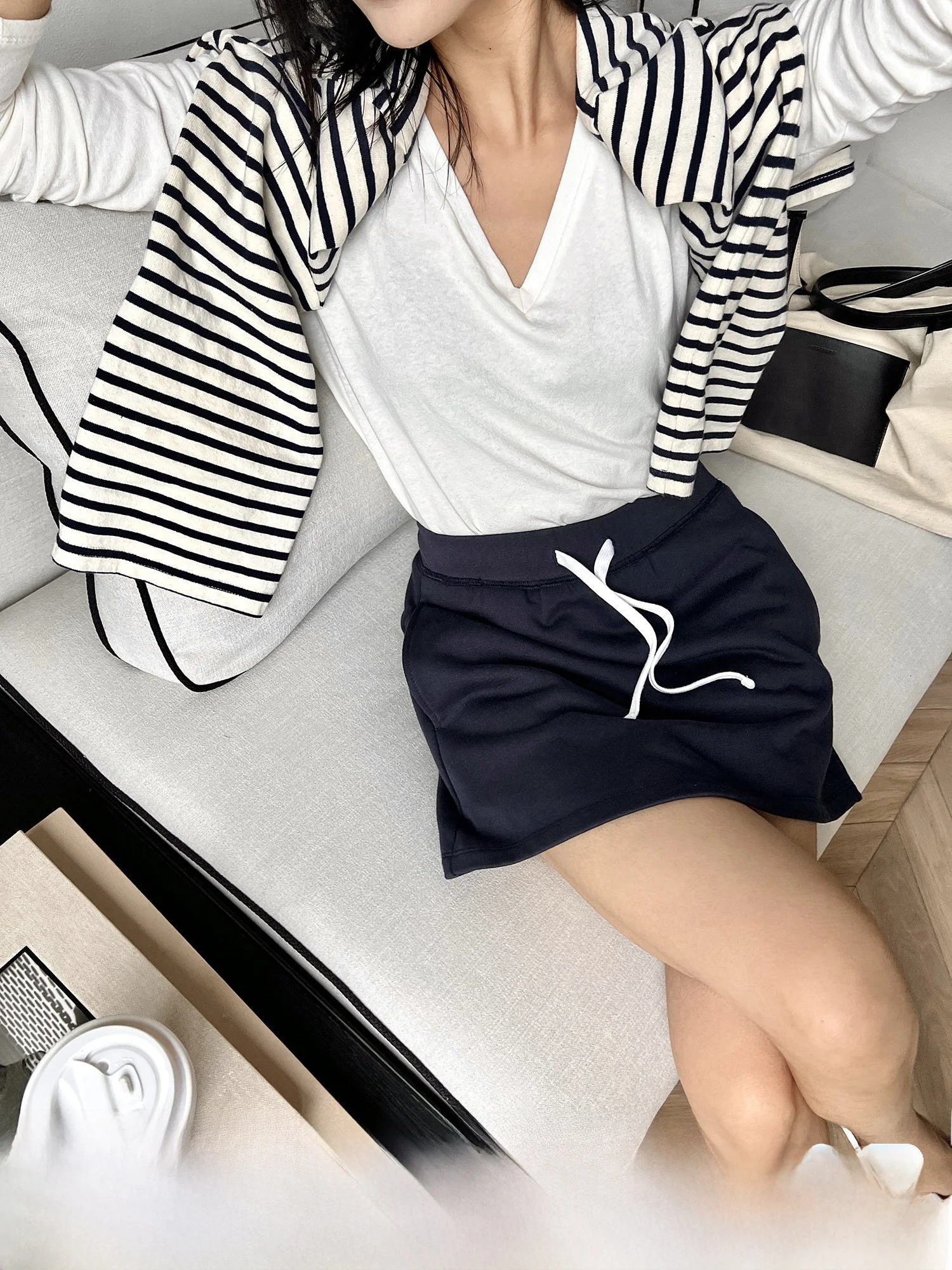 

Модная короткая спортивная юбка с высокой талией, классическая, простая, универсальная, из хлопка, с завязками, А-силуэт, для женщин