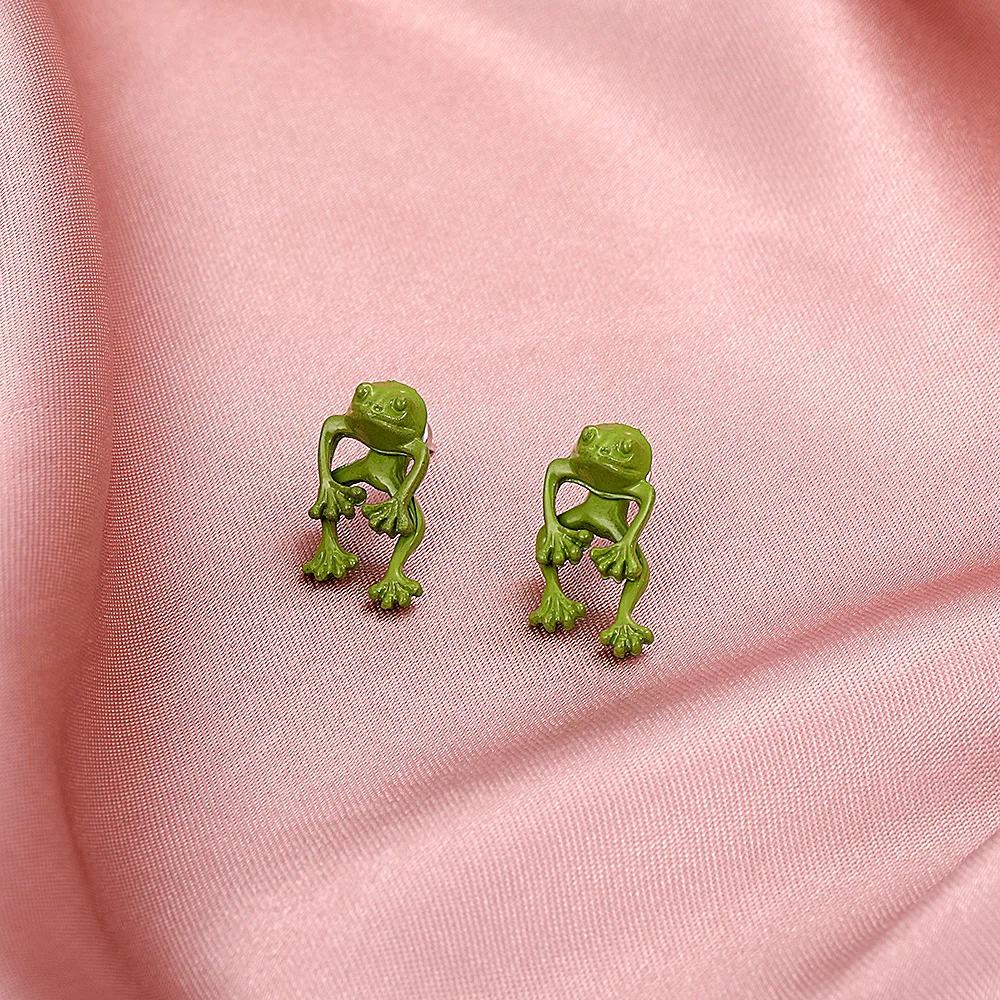 New Creative Cute Frog  Stud Earrings for Women Girls Animal Gothic Punk Piercing Female Party Accessories Jewelry Gift